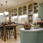 Mercure Centre Gare Atlantic 4*