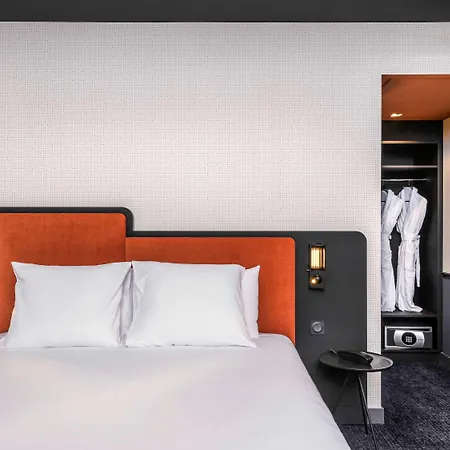 Hotel Mercure Centre Gare Atlantic 4*