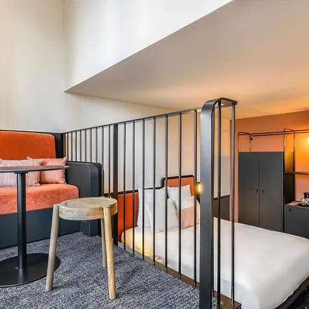 Mercure Centre Gare Atlantic Hotel 4*