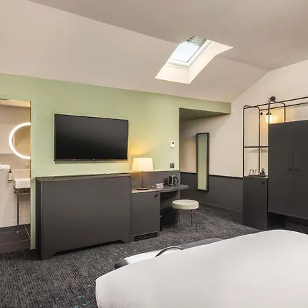 Mercure Centre Gare Atlantic 4*