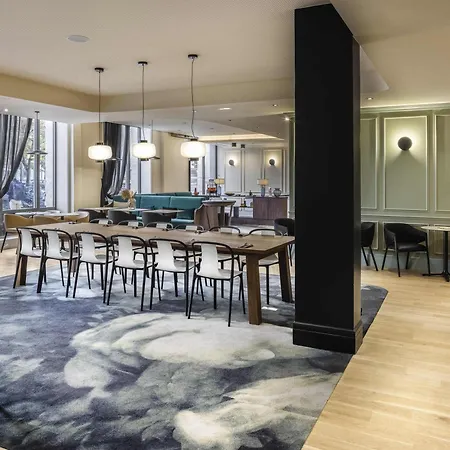 Mercure Centre Gare Atlantic 4*