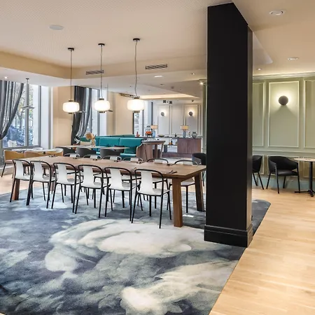 מלון Mercure Centre Gare Atlantic 4*