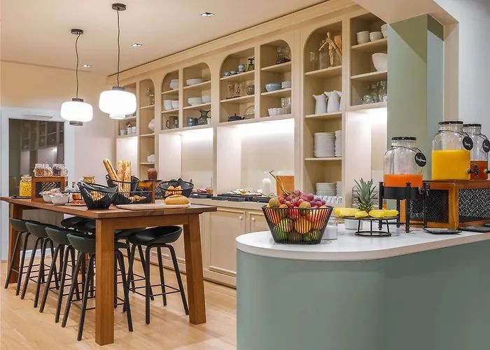 Mercure Centre Gare Atlantic Отель