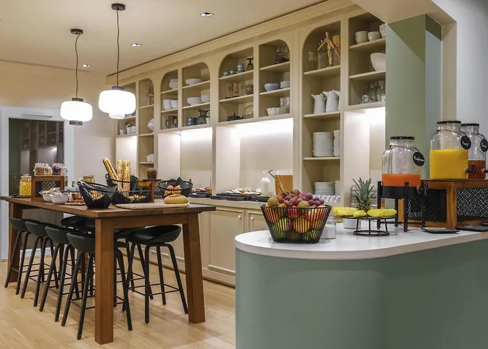 Отель Mercure Centre Gare Atlantic